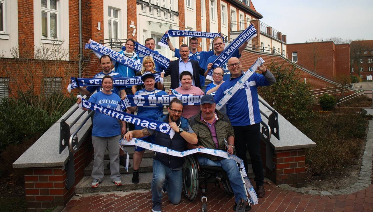 Kartenübergabe an viele strahlende Gesichter – 9. Behindertentag des 1. FC Magdeburg vor großer Kulisse rückt näher