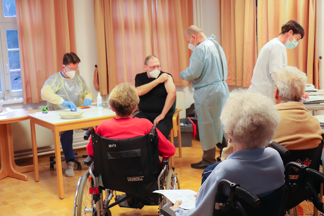 Impfstart in Pfeiffers Seniorenstiften
